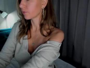alyssensual webcam model stream image