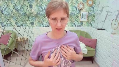 ParisCherry webcam model stream image