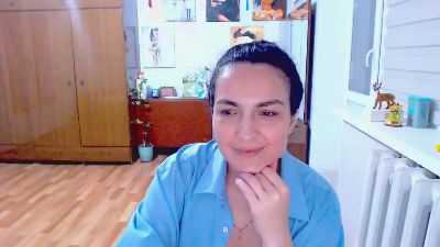 AngelOMoon webcam model stream image