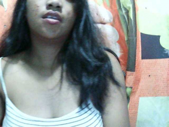 Sarah-001 webcam model stream image