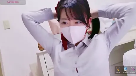 maii- webcam model stream image