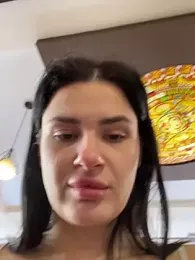 MiraReach webcam stripchat model stream image