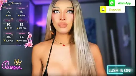 UrDominantBella webcam model stream image