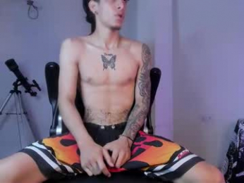 snakebutterfly webcam model stream image