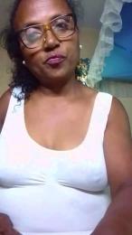 momsexy_xxx webcam model stream image