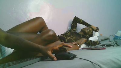 Prettytoto webcam model stream image