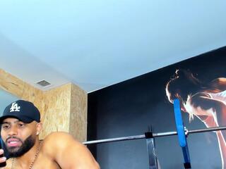 Logan Simons webcam model stream image