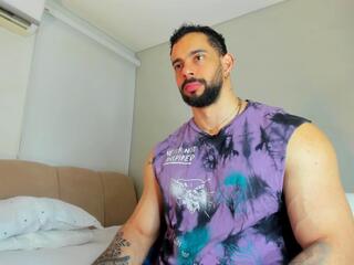 Massimo Visconti webcam model stream image