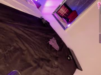 _vennuss_ webcam model stream image