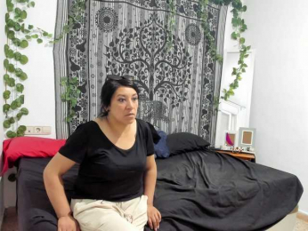 CatalinaaHot webcam model stream image