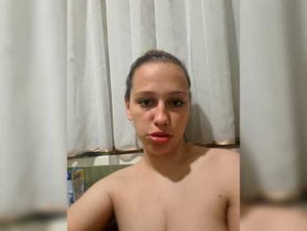 Vikktorriaaa webcam bongacams model stream image
