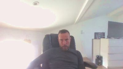 pierre752 webcam model stream image