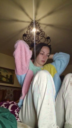 Quenomirees webcam model stream image