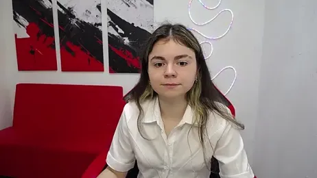 TinaRedly webcam model stream image