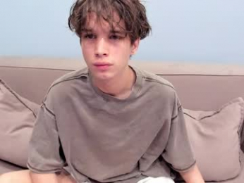 your_shy_guy webcam model stream image