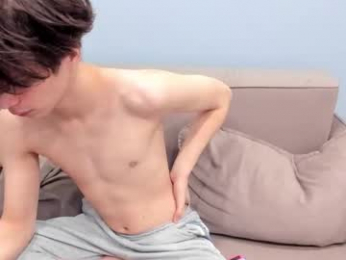 your_shy_guy webcam model stream image