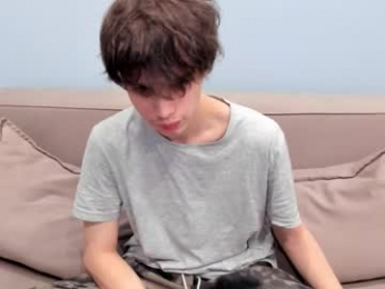 your_shy_guy webcam model stream image