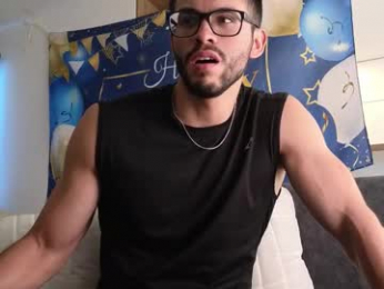 phantom_bigger1 webcam model stream image