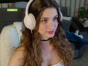 SarahShy webcam model stream image