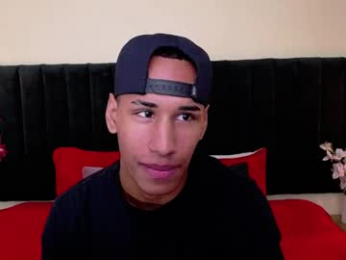 soft_attraction webcam chaturbate model stream image