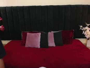 soft_attraction webcam model stream image