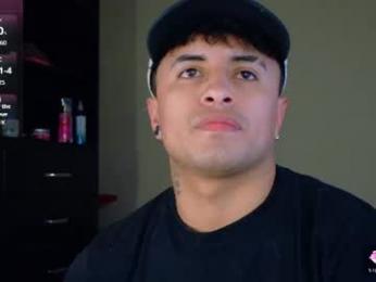 boylatin_777 webcam model stream image