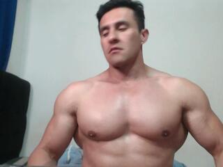 Edde Max webcam model stream image