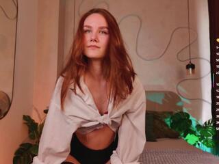 Clary Florence webcam model stream image