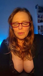 m_o_na_x webcam model stream image