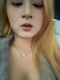 yuki_june webcam model stream image