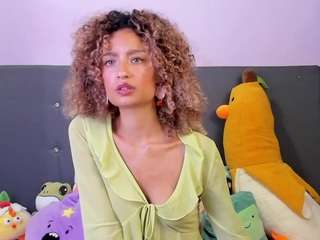 harmonyhill webcam model stream image