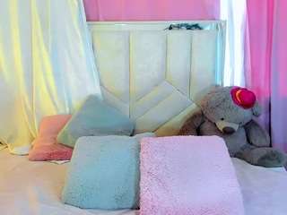 miley-777 webcam model stream image