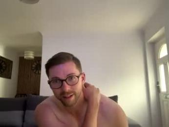 kkezzy webcam model stream image