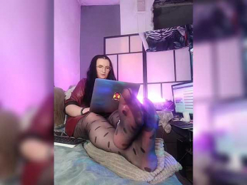 monikanylon webcam model stream image