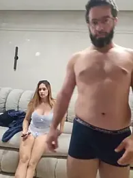 Twohot webcam model stream image