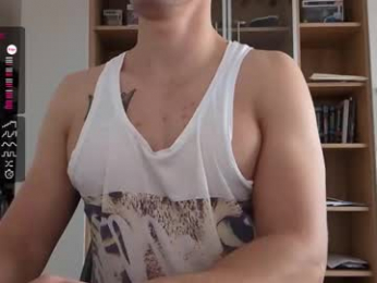 patii132 webcam model stream image