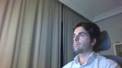 alvarowinzzzer2 webcam cam4 model stream image