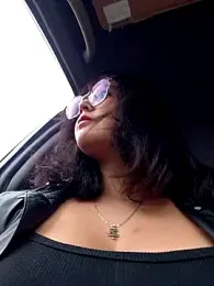 Mari-98 webcam stripchat model stream image