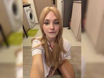 AstridMoss webcam bongacams model stream image