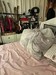 Sara_ftw21 webcam model stream image