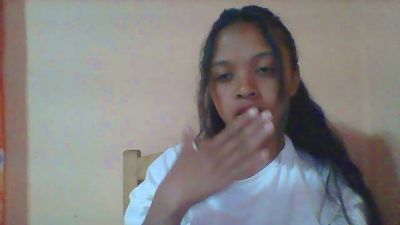 Lovatiana webcam model stream image