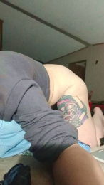 Fuqmeovrplz webcam model stream image