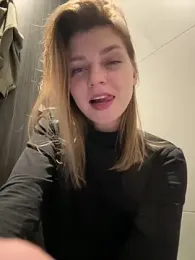 ValenciaShock webcam stripchat model stream image