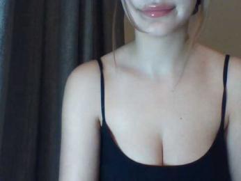 EvelineTop webcam bongacams model stream image