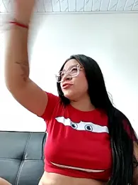 -VICKKY webcam model stream image