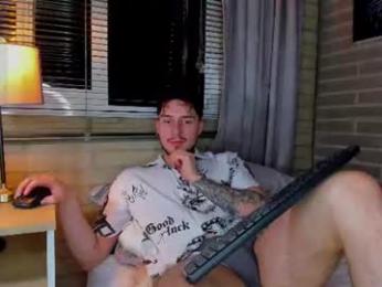 liam_oficial webcam model stream image