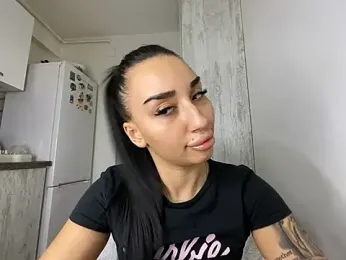 BlueEyes_BB webcam model stream image