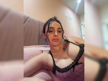 AprilRosse webcam bongacams model stream image