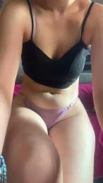 Louise22 webcam model stream image