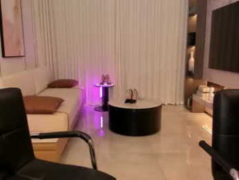 emmykrist webcam model stream image